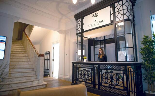 Отель Public House