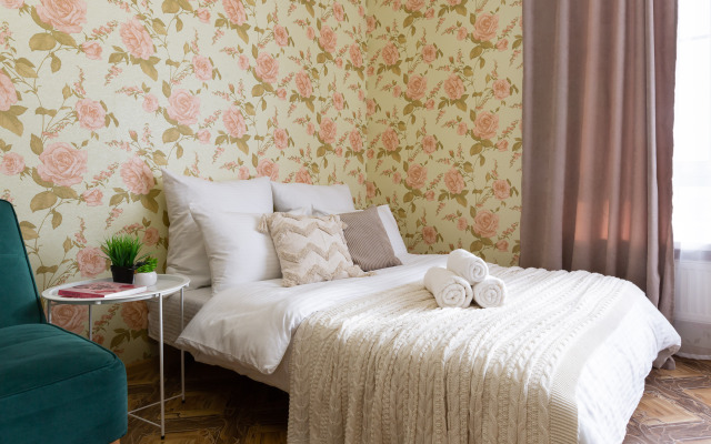 Апартаменты 2комнатные с балконом в мкр "Зеленый Бор"