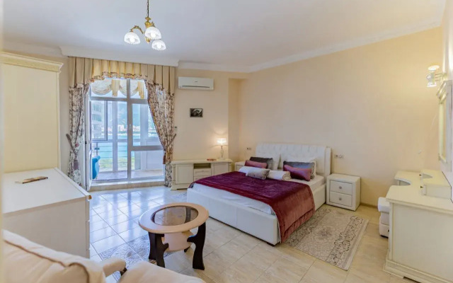 Na Krasnogvardeyskoy Ulitse 38AlitA Flat