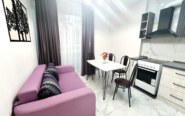 S Remontom Na Baturina 141 Apartments