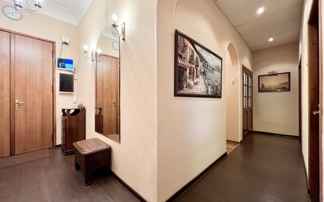 U Metro Moskovskie Vorota Apartments