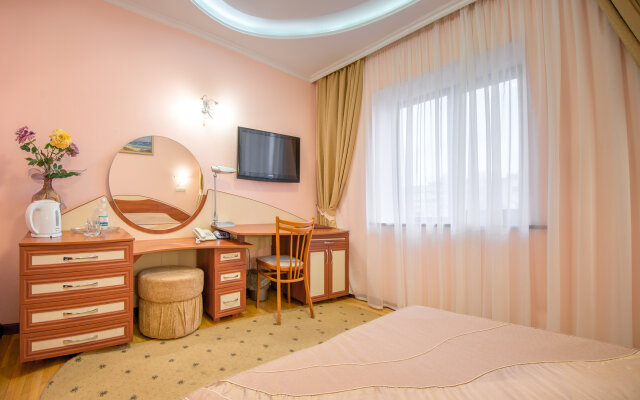 Viktoriya Hotel