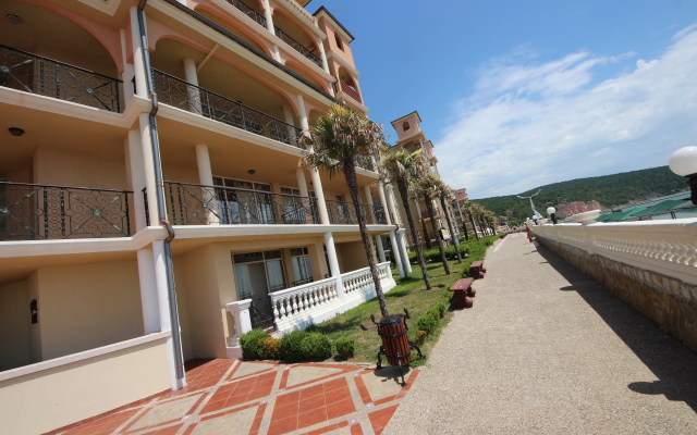 Menada Atrium Apartments