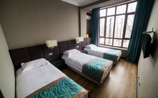 Golden Hotel