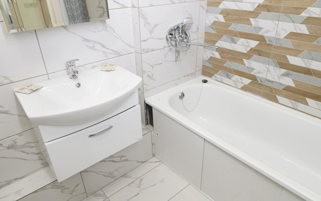 Апартаменты Hotel Home на Проспекте Ленина 144