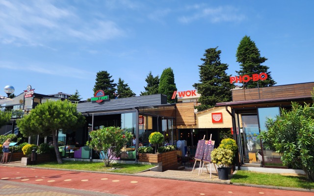 Na Nizhneimeretinskoy 143 Flat