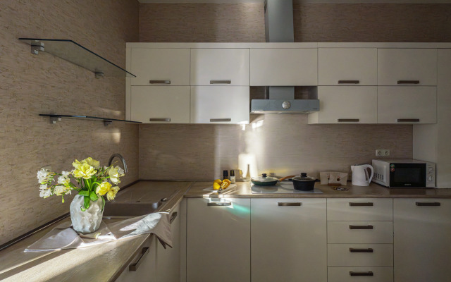 KeyGo #0123, 2 Bedroom, Near Yeritasardutyan Park, View of Ararat Apartments