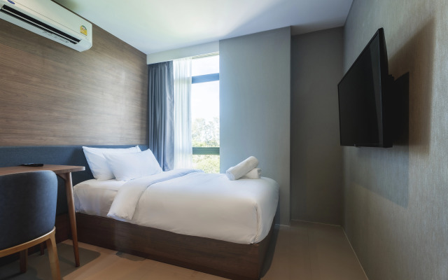 Beachfront 1501 2BR at Wyndham Naithon Phuket Apartments