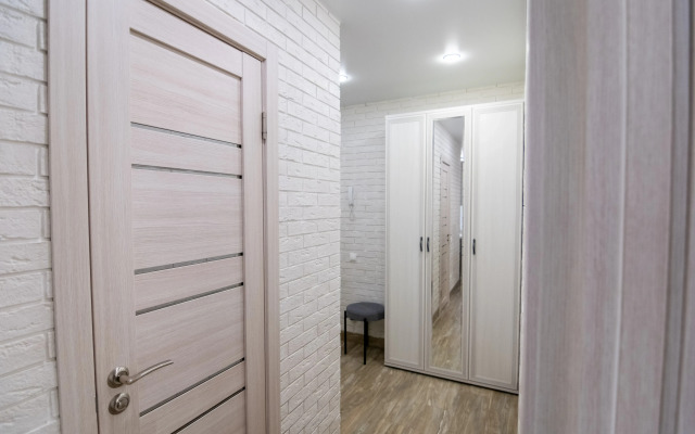 S novym remontom v otlichnom rayone Apartments