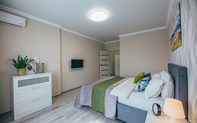 Apartment on Rybnaya Village with panoramic views