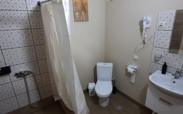 Ameli Guest House