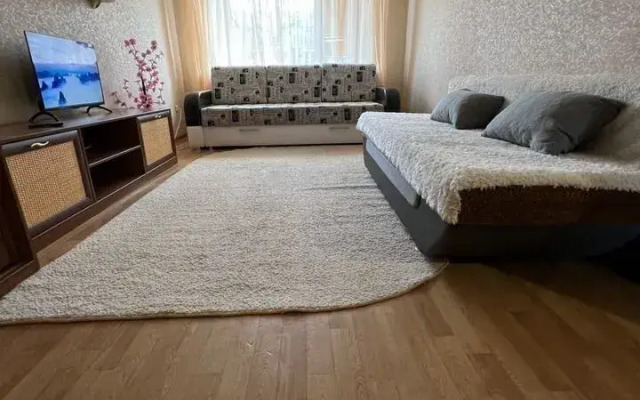 Квартира на Бажова 15