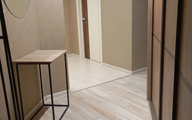 Квартира Трехкомнатная на Александра Невского