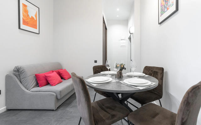 Red Apartments Art Layt Moretti Apartments