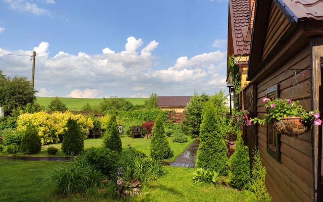 Na Ozerakh Guest House