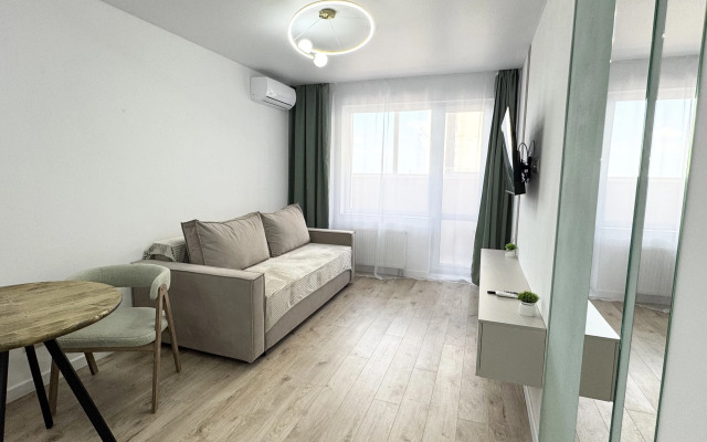 Na Sofyi Perovskoy 22 Flat