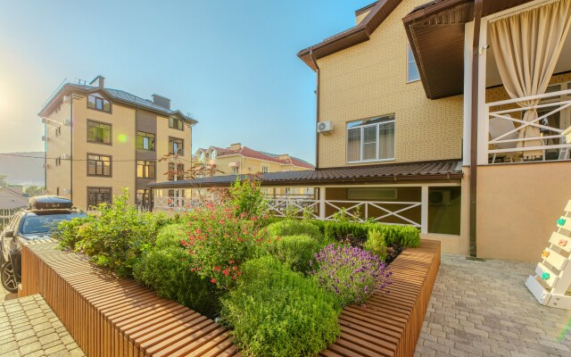 Krinitsa Apart Hotel