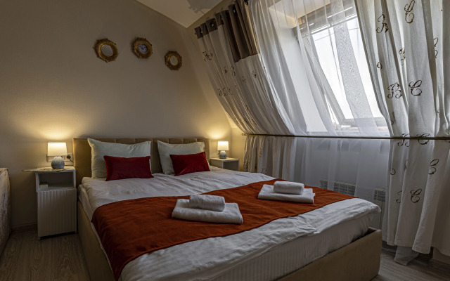 Квартира Новая уютная студия в самом сердце Санкт-Петербурга