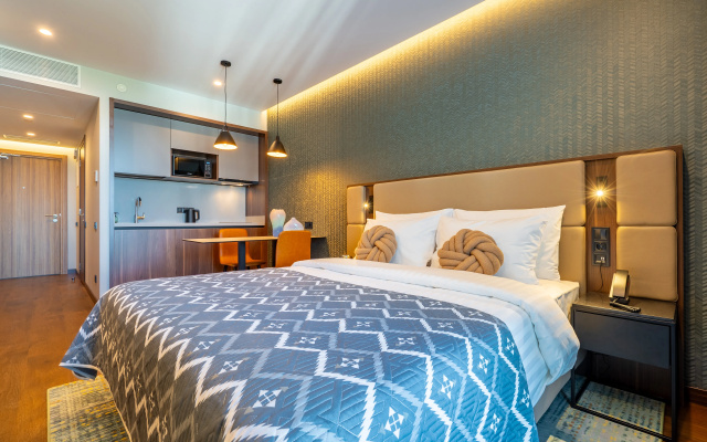 Апартаменты Designer Sea View in Alliance Privilege