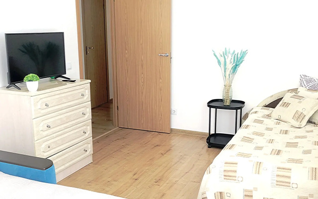 Na Ulitse Sevastyyanova 30/2 Flat