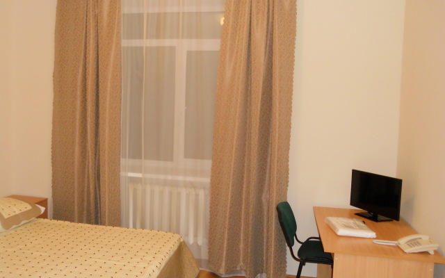 Zvezda Hotel