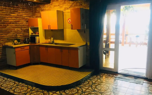 K Baklanu Banquetniy zal Private house