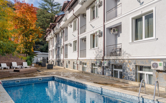 Stilnye apartamenty Green v Matseste Apartments