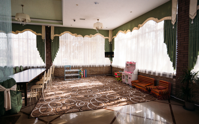 Izumrud Guest house