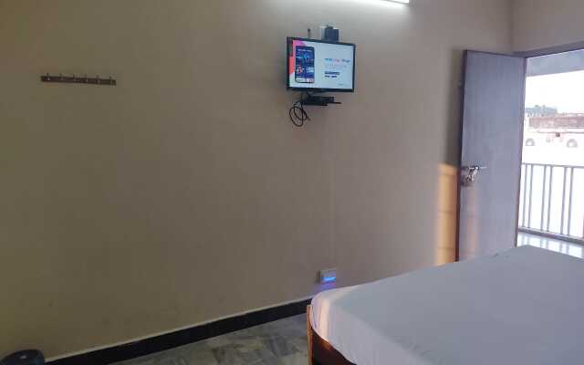 Balaji Lodge Living Quarters