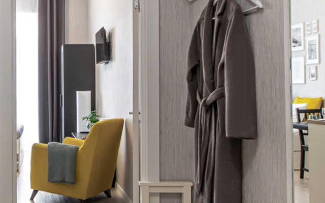 Апартаменты Sunny pouf in Salut apart