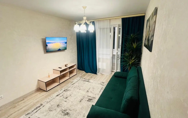 S lyubovyu Flat
