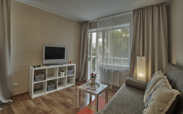 Na Revolyutsii 62a Apartments