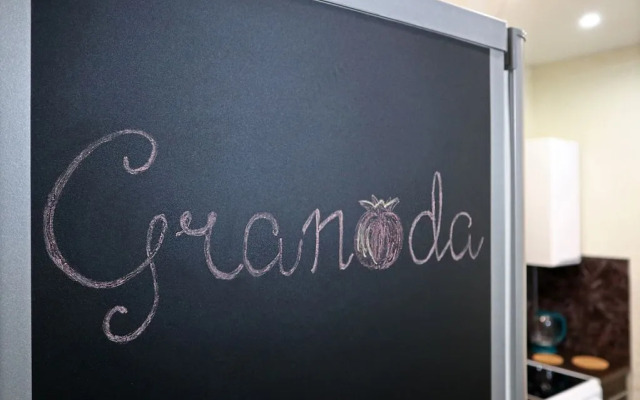 Студия Granada уютная современная в новом доме