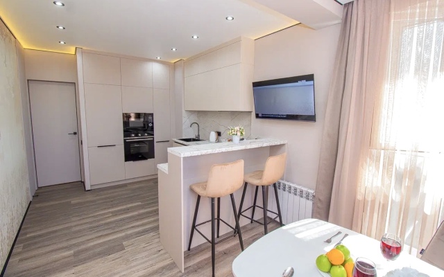 Апартаменты FSF Дизайнерские Четыре Сезона (Business)