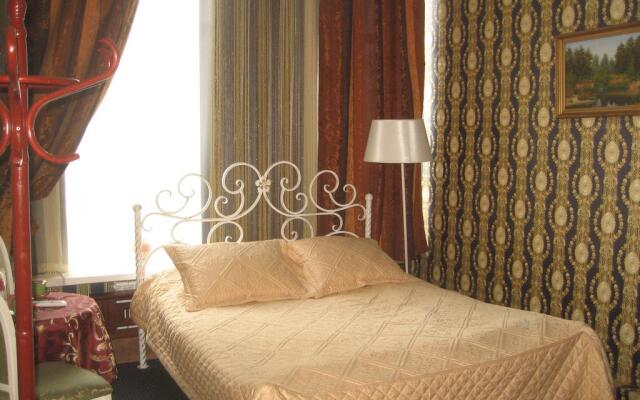 Отель Титул