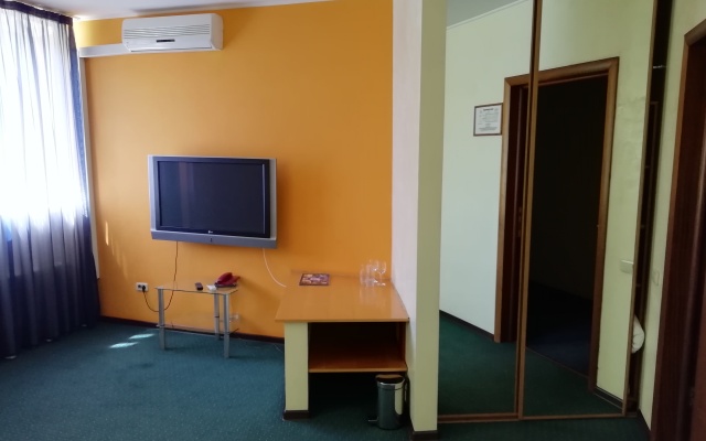Galaktika Razvlecheniy Mini-Hotel