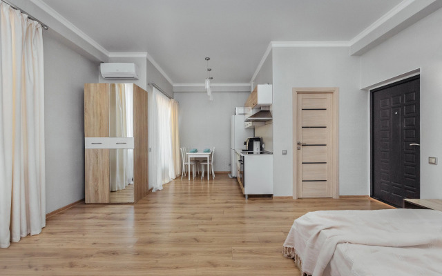 Semeynye U Plyazha S Podogrevaemym Basseynom Apartments
