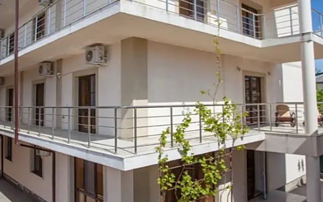 Vinograd Guest House
