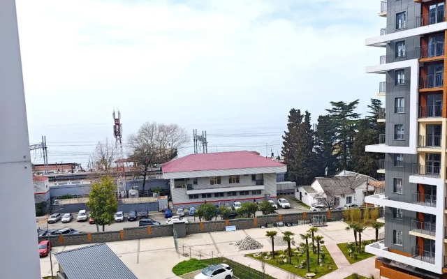 S Dizaynerskim Remontom I Vidom Na More Flat