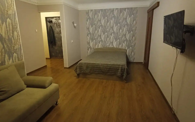 Uyutnaya Na 4 Gostya Ul Pervomayskaya 69 Flat