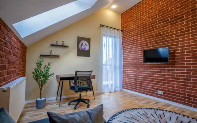 Вилла Загородный дом у озера в Подмосковье