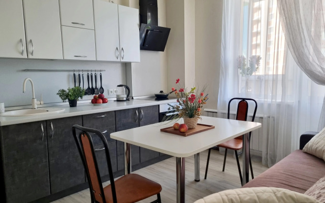 Квартира Уютная светлая в сердце Самары от компании "V-GOSTI"