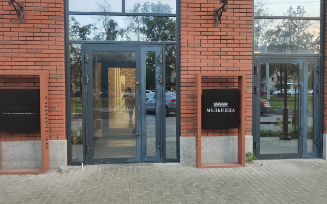 Studiya U Zh/d Vokzala Na 31 Etazhe Flat