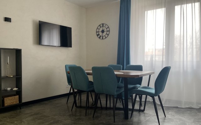 Na Pugachyova 4A Apartments