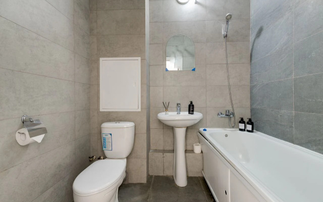 7 Pant Family House V Ostafyevo Apartment