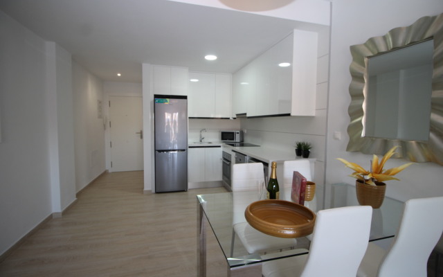 V LaMate Apartments
