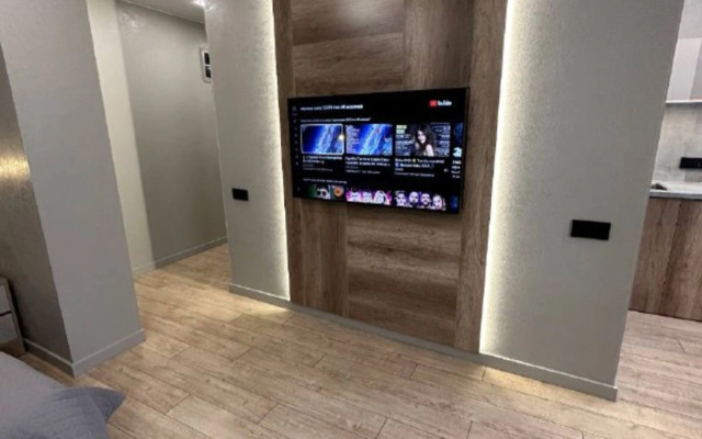 Krasivaya Studiya V Tsentre Flat