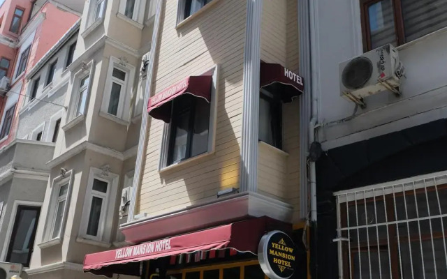 Отель Yellow Mansion