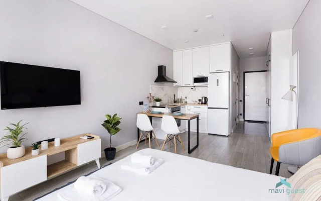 Sh8 2505 A Apartments