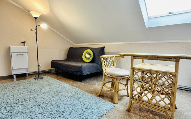 S vidom na gory v ozdorovitelnom centre Reka ZHizni Apartments